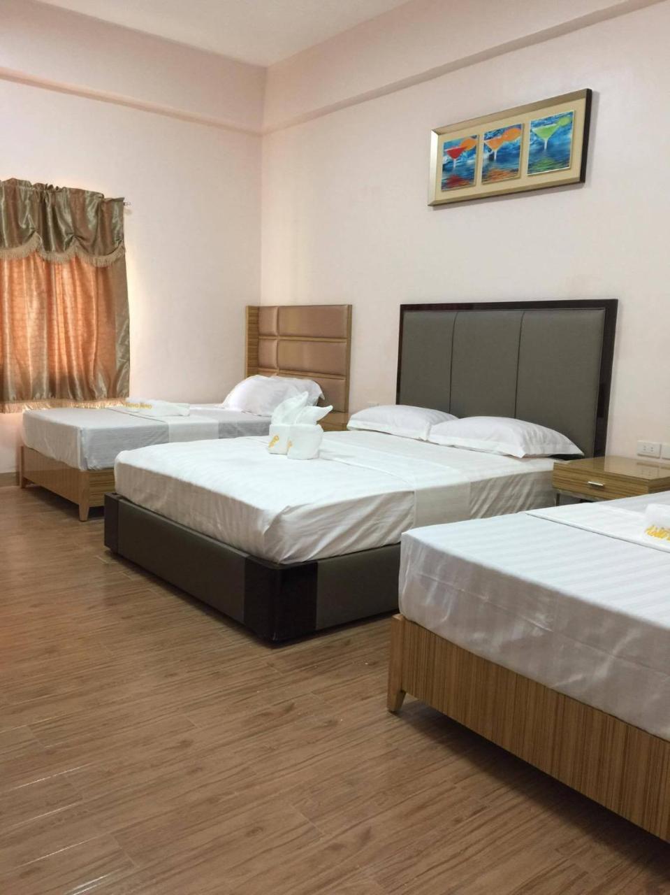 Meaco Royal Hotel - Lipa Lipa City Bagian luar foto