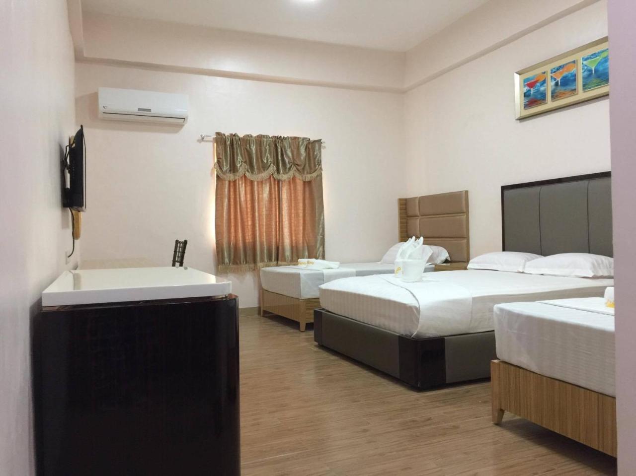 Meaco Royal Hotel - Lipa Lipa City Bagian luar foto