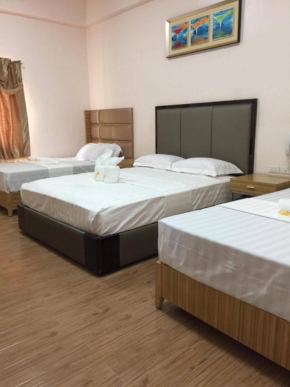 Meaco Royal Hotel - Lipa Lipa City Bagian luar foto